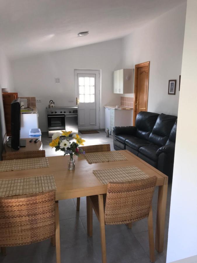 Bella Vista Rural Retreat Apartment Arboleas Bagian luar foto